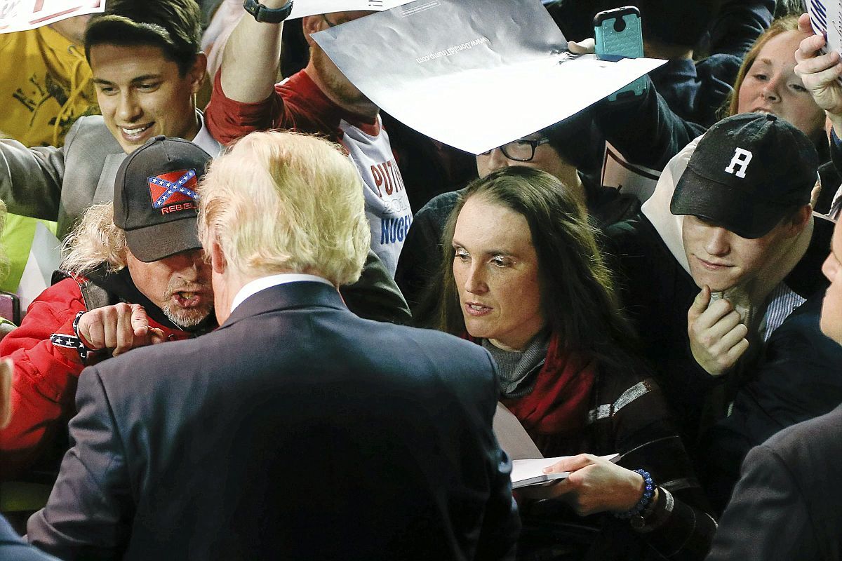 2016-01-21-ne-trump